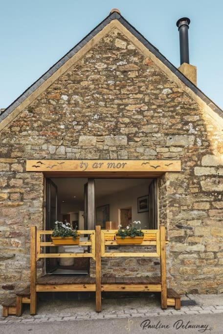 Ty Ar Mor Maison De La Mer, A 40 M De La Plage Saint-Michel-en-Greve Bagian luar foto