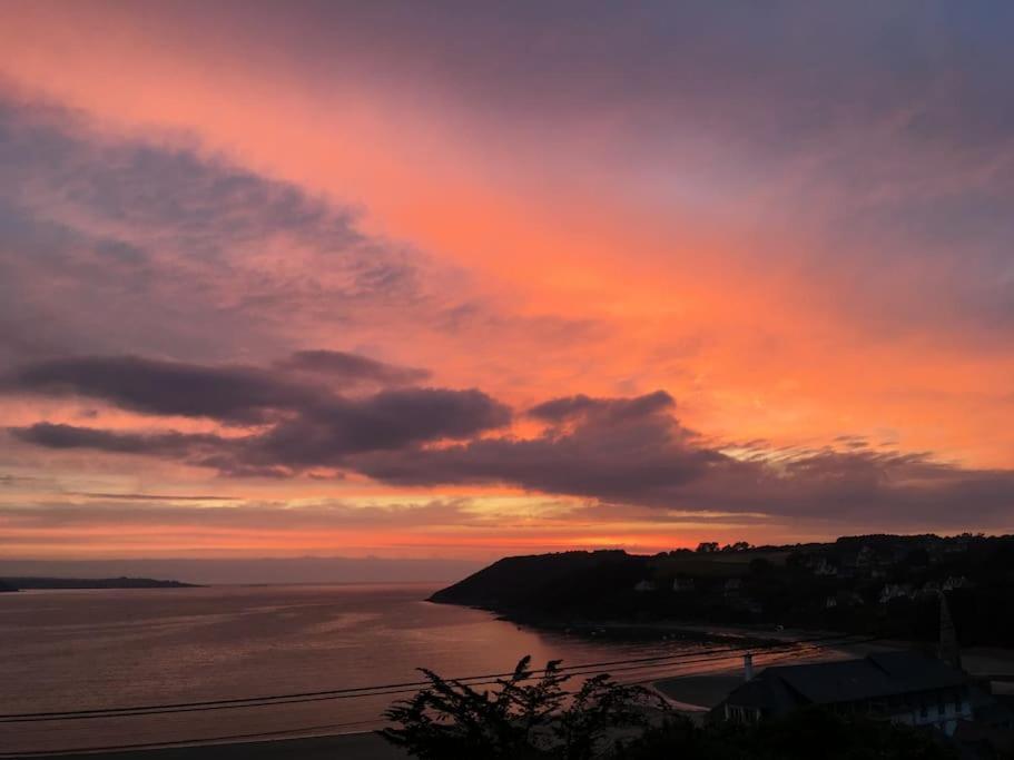 Ty Ar Mor Maison De La Mer, A 40 M De La Plage Saint-Michel-en-Greve Bagian luar foto